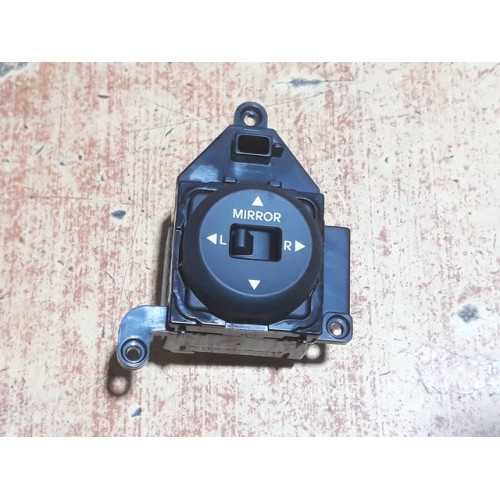 AYNA KUMADA DÜĞMESİ HYUNDAI İ30 2008-2012